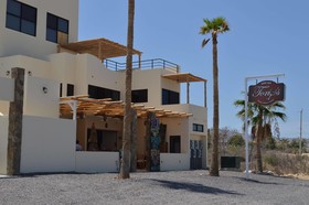 Club Cerralvo Hotel & Residences