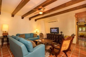 Casa De La Alegria 3BR by Casago