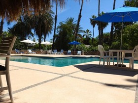 Hotel Oasis