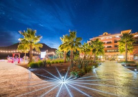 Villa del Palmar at the Islands of Loreto by Danzante Bay