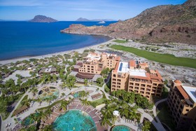 Villa del Palmar at the Islands of Loreto by Danzante Bay