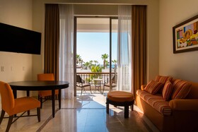 Marquis Los Cabos Resort & Spa