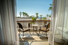 Marquis Los Cabos Resort & Spa