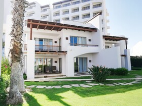 Marquis Los Cabos Resort & Spa