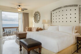 Marquis Los Cabos Resort & Spa