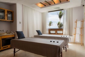 Marquis Los Cabos Resort & Spa