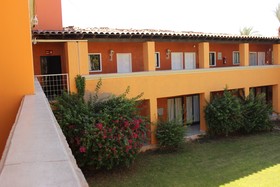 Hotelco Inn