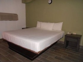Hotelco Inn