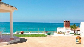 Casa Playa Baja