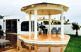 Casa Playa Baja
