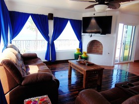 Casa Playa Baja