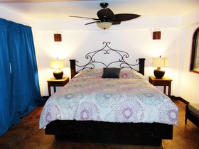 Casa Playa Baja
