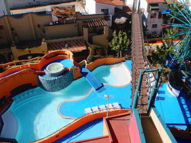 Festival Plaza