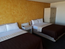 Hotel Corona Plaza