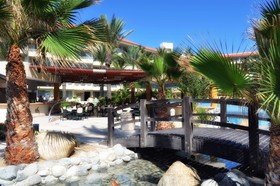 GR Solaris Lighthouse Los Cabos
