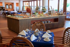GR Solaris Lighthouse Los Cabos
