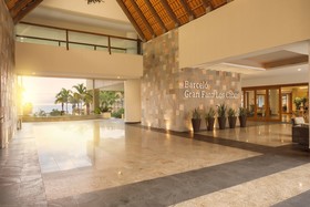 GR Solaris Lighthouse Los Cabos