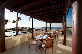 GR Solaris Lighthouse Los Cabos