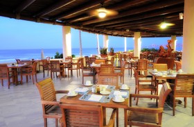 GR Solaris Lighthouse Los Cabos