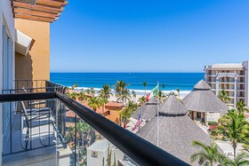 BelAir SunClub Hotel Cabos by Krystal Grand