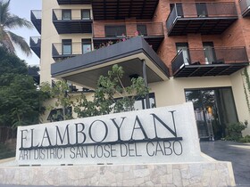 Flamboyan Hotel & Residences