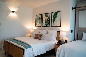 Flamboyan Hotel & Residences