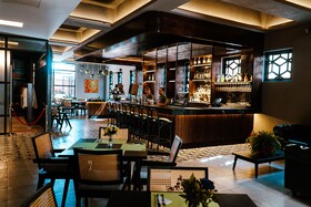 Flamboyan Hotel & Residences