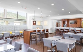 Hampton Inn & Suites by Hilton Los Cabos