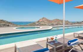 Hampton Inn & Suites by Hilton Los Cabos