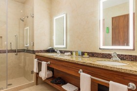 Hampton Inn & Suites by Hilton Los Cabos