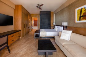 JW Marriott Los Cabos Beach Resort & Spa