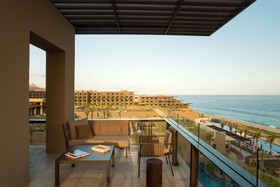 JW Marriott Los Cabos Beach Resort & Spa
