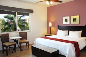 Krystal Grand Los Cabos Hotel