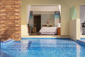 Krystal Grand Los Cabos Hotel