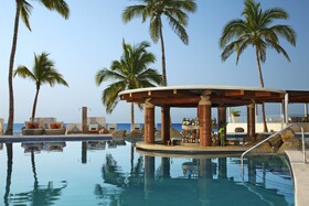 Krystal Grand Los Cabos Hotel