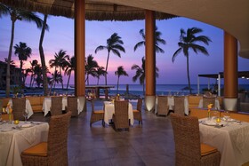 Krystal Grand Los Cabos Hotel