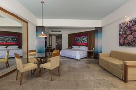 Krystal Grand Los Cabos Hotel