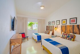 Mar del Cabo by Velas Resorts