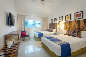 Mar del Cabo by Velas Resorts