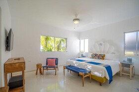 Mar del Cabo by Velas Resorts