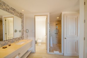 Mar del Cabo by Velas Resorts