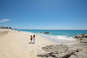 Mar del Cabo by Velas Resorts