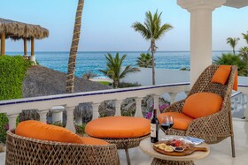 Mar del Cabo by Velas Resorts