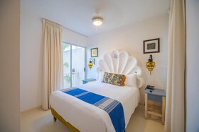 Mar del Cabo by Velas Resorts