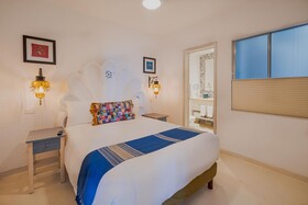 Mar del Cabo by Velas Resorts