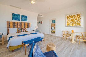 Mar del Cabo by Velas Resorts