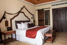 Secrets Puerto Los Cabos Golf & Spa Resort