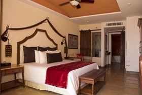 Secrets Puerto Los Cabos Golf & Spa Resort