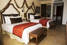 Secrets Puerto Los Cabos Golf & Spa Resort