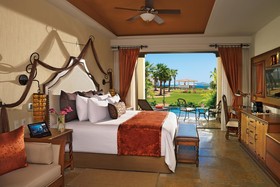Secrets Puerto Los Cabos Golf & Spa Resort